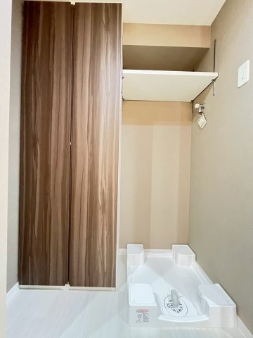 ジーベック人形町エグゼのランドリースペース