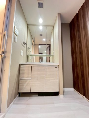 ジーベック人形町エグゼの独立洗面台