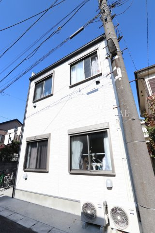 IXO柳沢の外観