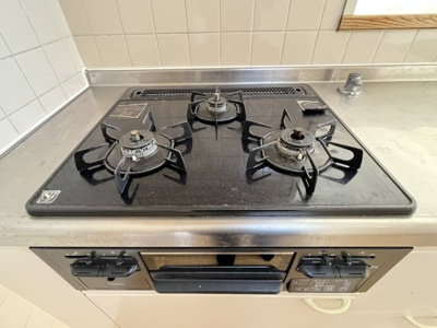 【キッチン】 | アミューズ甲東園 | 3口システムキッチン