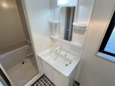 【洗面所】 | アミューズ甲東園 | 洗面所です