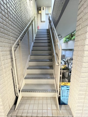 ヴィクトワール駒場のロビー