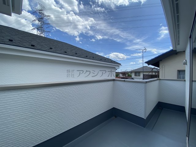 狭山市北入曽・全2棟　新築一戸建　1号棟　～LDK18.5帖～のバルコニー