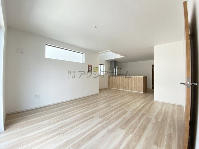 狭山市北入曽・全2棟　新築一戸建　1号棟　～LDK18.5帖～の居間・リビング|陽当たり良好・広々ゆったりLDK18.5帖