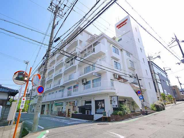 セブンスターマンション学園前の外観|外観も気になるポイント