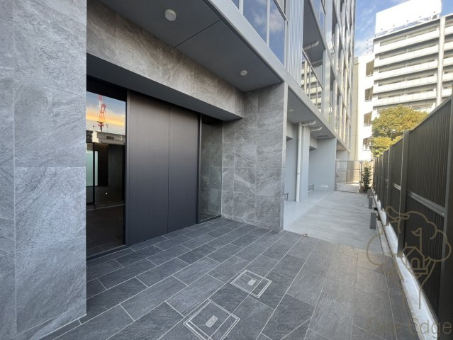 GRAN PASEO新大阪のエントランス