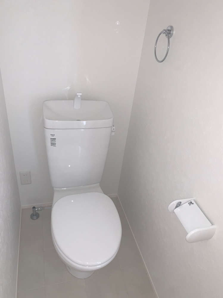 ラ・テラス和泉府中のトイレ|コンパクトで使いやすいトイレです