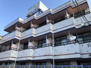 フローレス六番館の画像