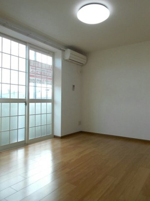 【居間・リビング】 | ヴェルドミール | 内装も気になるポイント