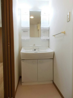 【洗面所】 | ヴェルドミール | コンパクトで使いやすい洗面所