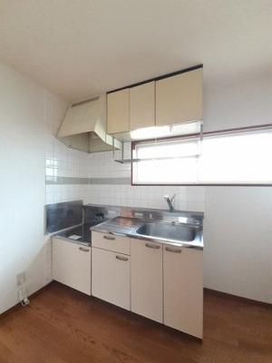 【キッチン】 | ビホウハイツ | 使いやすいキッチンです