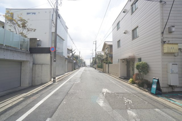 上池台３　土地の前面道路含む現地写真|東側　公道　幅員約6.7m　接道約18.49m