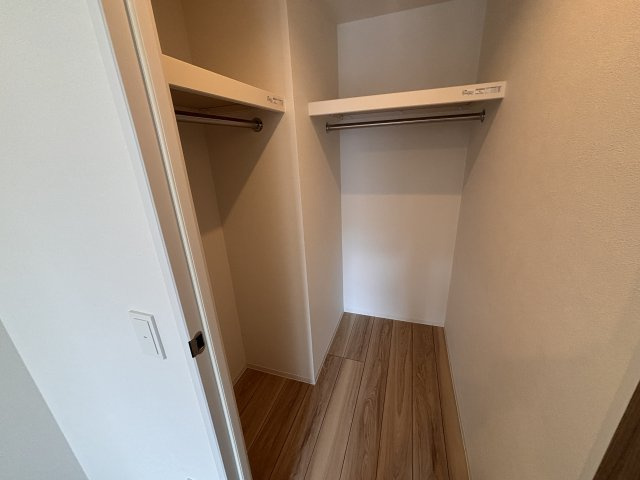 東和ビル本町の収納
