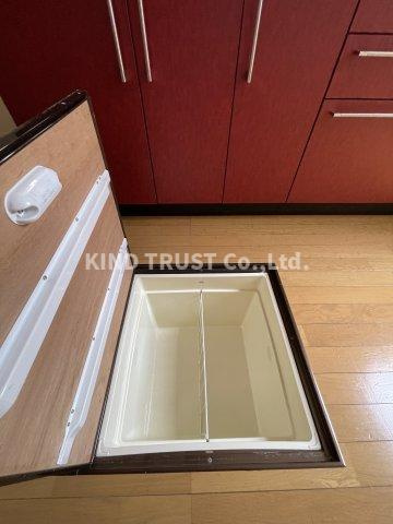 大阪市北区天神橋６丁目の一戸建ての収納|ちょっとした収納スペースも充実しています