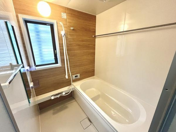 倉敷市連島町鶴新田　リフォーム済み　中古一戸建て【仲介手数料無料】の浴室