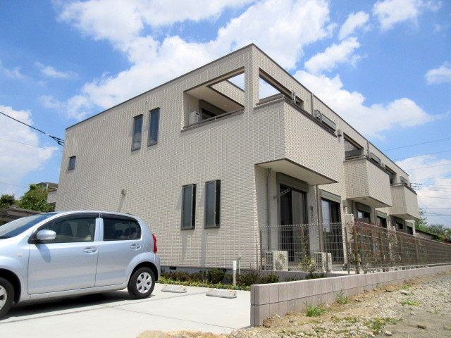メゾンドール八潮１号館