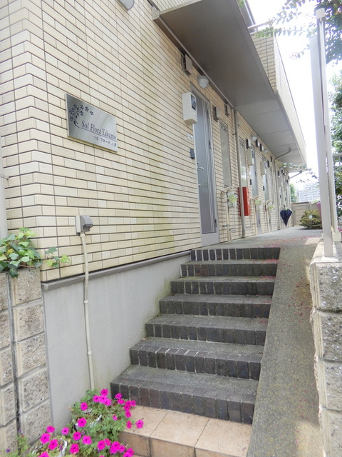 ソル　フローラ八雲のエントランス|★綺麗なエントランススペース★