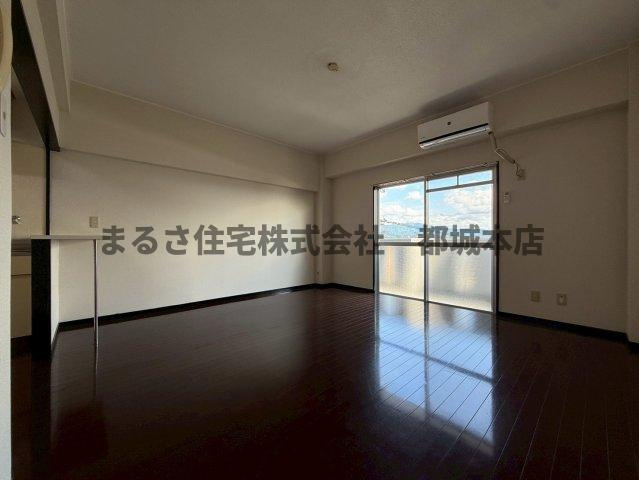 プリンセスマンションの居間・リビング