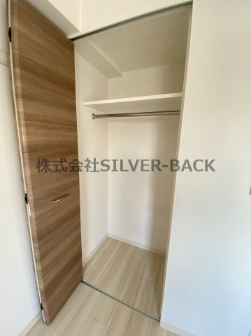 プレサンス難波幸町の収納