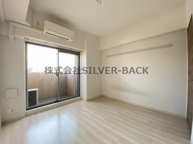 プレサンス難波幸町の寝室