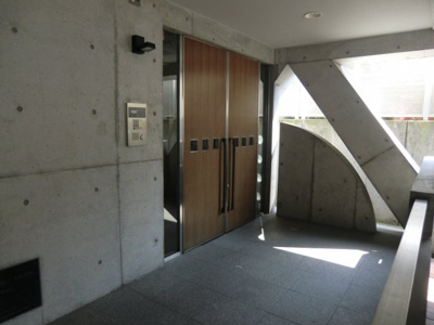 【ロビー】 | グレン松崎