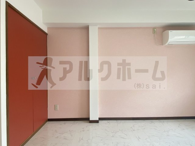 ハイツプレザントの洋室