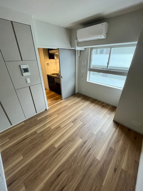 神戸元町Noahの居間・リビング