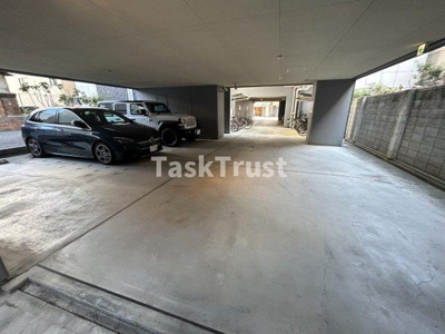 【駐車場】 | ジェルメ