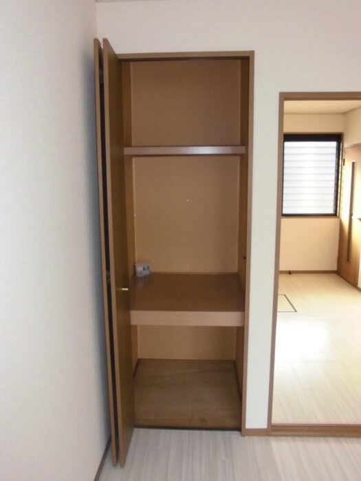 サントビーヒルズ Ｄ|物入