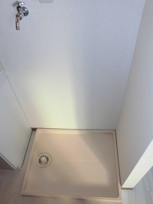 サントビーヒルズ Ｄ|室内洗濯機置場