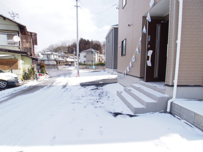 【駐車場】 | Cradle garden　川俣町第１　３号棟