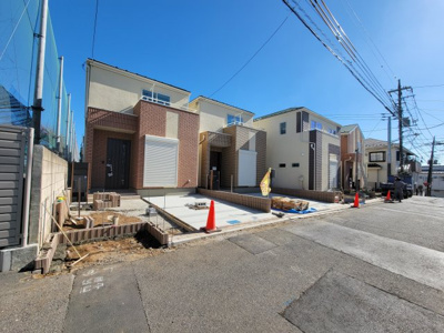 【前面道路含む現地写真】 | 川口市鳩ケ谷本町4丁目 | 前面道路含む現地写真です