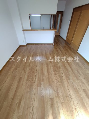 クレール花田の内装|別部屋写真です。