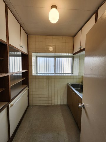 百名ビルの設備