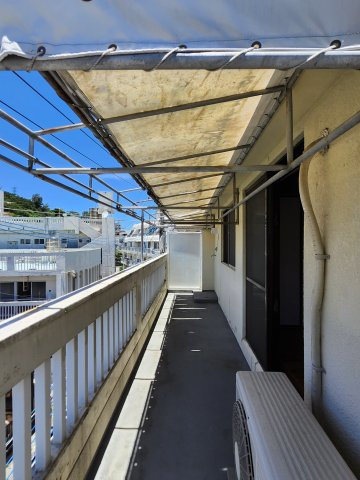 那覇市山下町の賃貸マンションのバルコニー