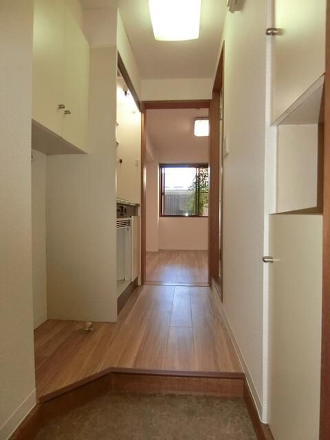 オレンジハイツの玄関