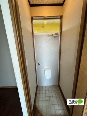 【玄関】 | イエローグリーン