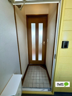 【玄関】 | イエローグリーン