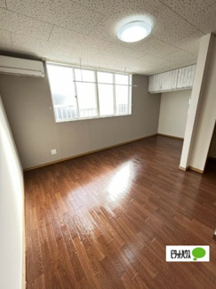 【居間・リビング】 | イエローグリーン