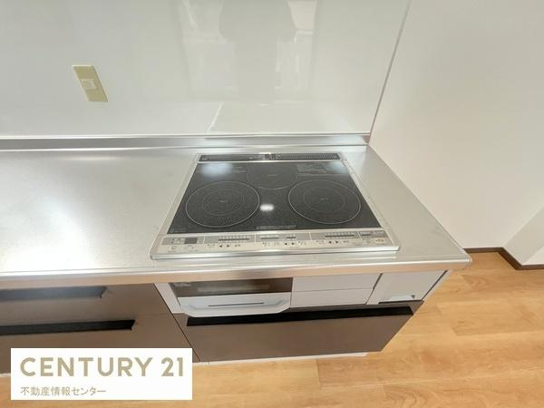 【キッチン】 | 小林東３丁目 中古戸建 | IHのコンロでで安心！
