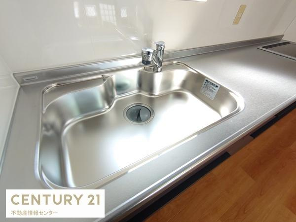 【キッチン】 | 小林東３丁目 中古戸建 | 大きなシンクです！