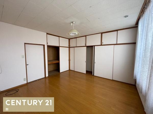 和歌山市北新中ノ丁の中古一戸建の洋室