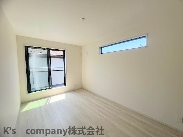 ◎高座郡寒川町中瀬　新築戸建の寝室|洋室7.1帖◇主寝室におすすめです☆