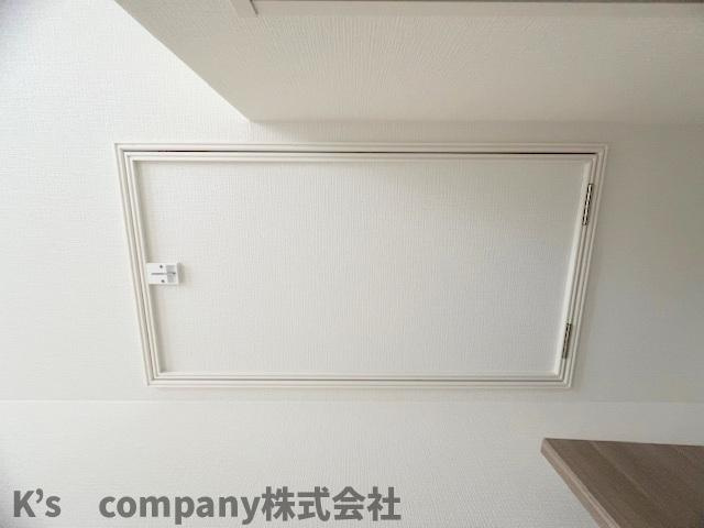 ◎高座郡寒川町中瀬　新築戸建のその他|洋室6.4帖の天井から小屋裏天井に入ることができます◇