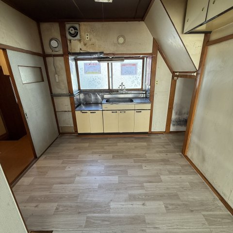 登別市新川町4丁目12-2戸建のキッチン