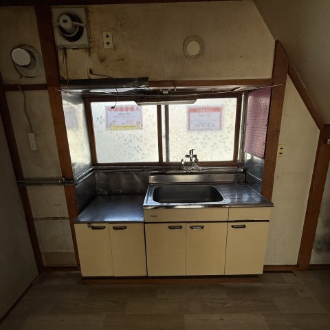 登別市新川町4丁目12-2戸建のキッチン