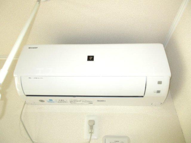 ELESIS花巻A棟の設備|エアコン
