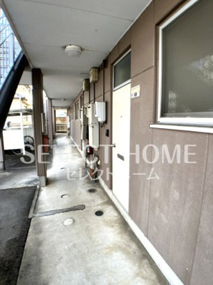 【エントランス】 | ハイツエクセル | 建物の内部です