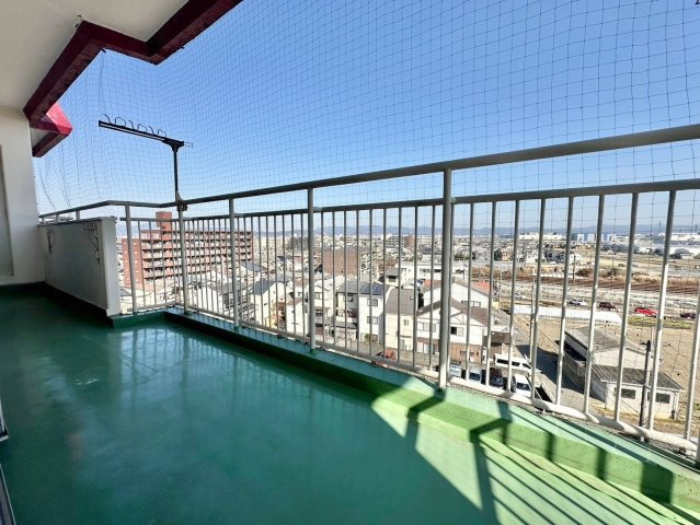 イトーピア向日マンションA棟　7階のバルコニー