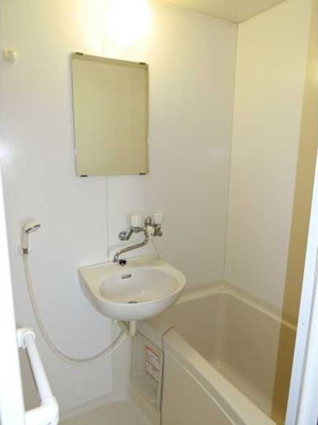 レーベンの浴室